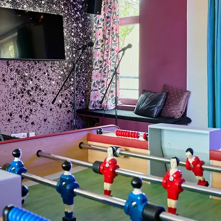 Appartement Paillettes Fever, Maison Avec Karaoke, 3 Croix