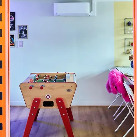 Paillettes Fever, Maison Avec Karaoke, 3 Διαμέρισμα