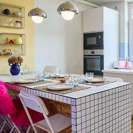 Paillettes Fever, Maison Avec Karaoke, 3 * Croix